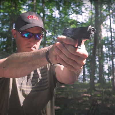 22Plinkster loading UpperCut into a magazine